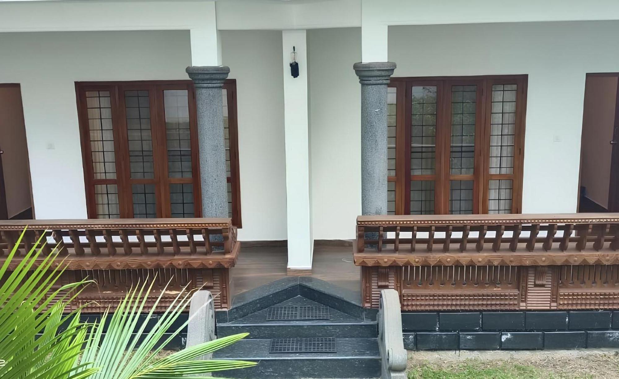 Avadale Thekkady - Stag Groups Not Allowed Luaran gambar
